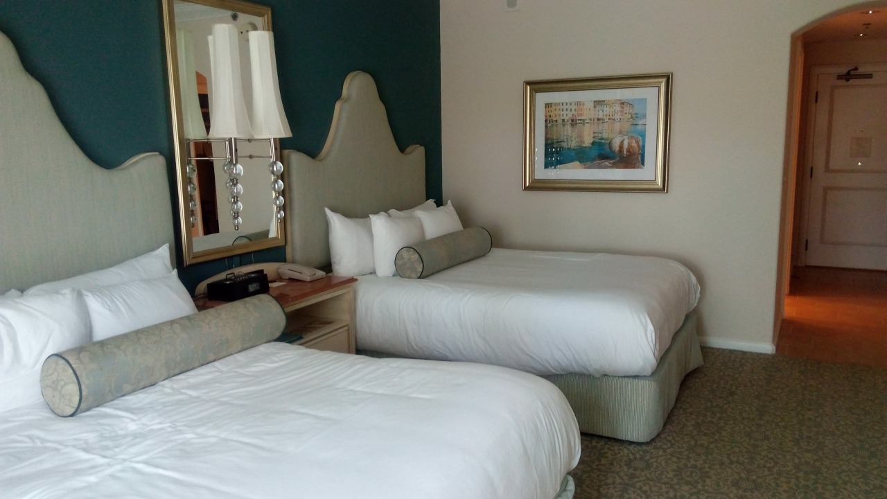 Hotel room in Portofino Bay hotel
