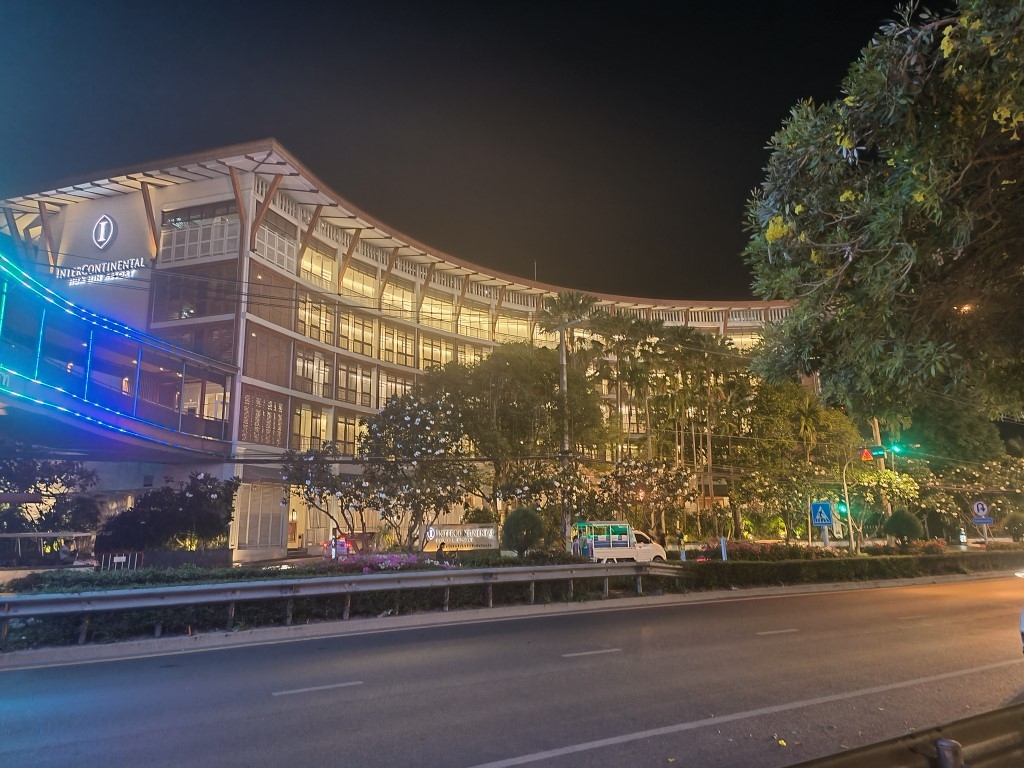 Outside the Intercontinental Hotel Hua Hin