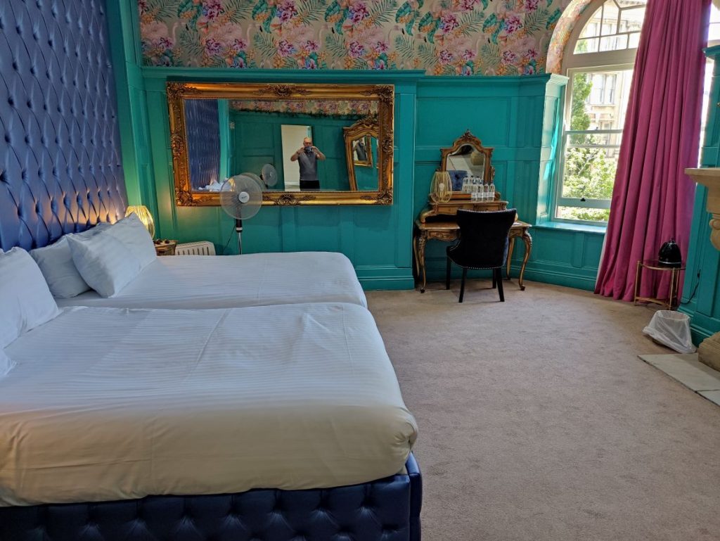 Presidential suite bedroom