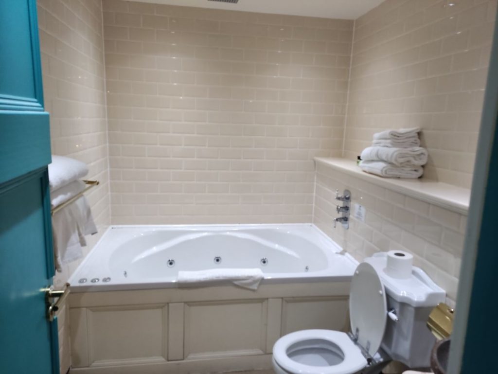 Presidential Suite Bathroom